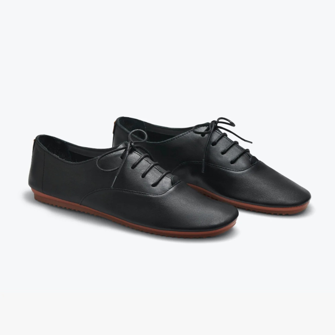 Sapatilhas Femininas Premium em Couro Liso com Estilo Casual Sofisticado