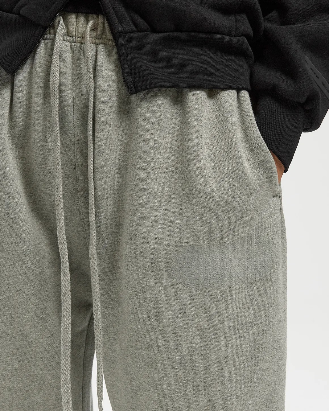 Calças desportivas estilo jogger para mulher