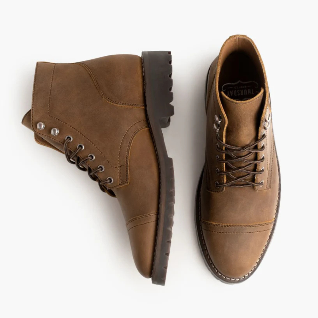 Botins Clássicos de Couro com Atacadores e Sola Resistente para Homem
