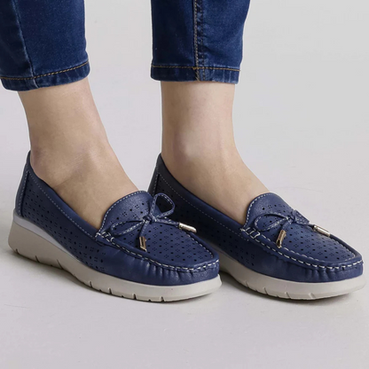 Mocassins de Couro Respiráveis com Cordões para Mulher