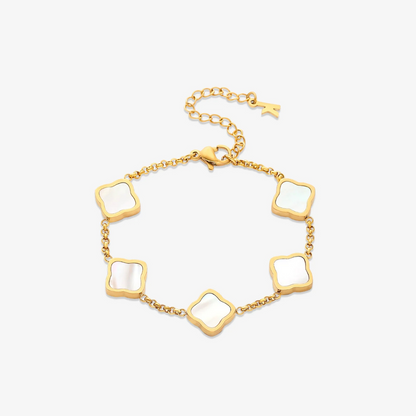 Pulseira em forma de trevo com detalhes dourados