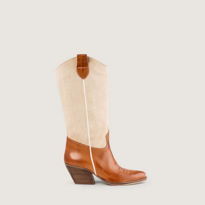 Botas Femininas de Couro Bicolor com Salto Médio e Biqueira Fina