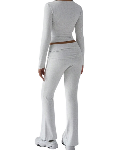 Conjunto de 2 Peças para Mulher com Top de Manga Comprida e Calças de Corte Justo