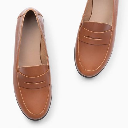 Sapatos de mocassim com sola plana