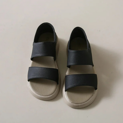 Sandálias elegantes de couro com sola grossa e ergonómica