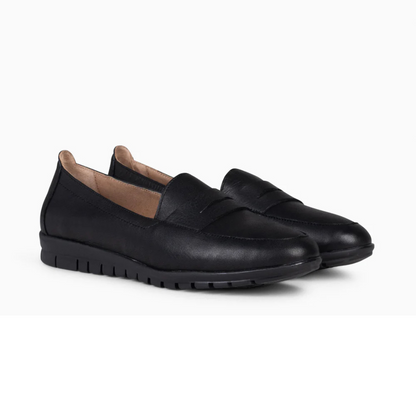 Sapatos de mocassim com sola plana