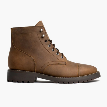 Botins Clássicos de Couro com Atacadores e Sola Resistente para Homem