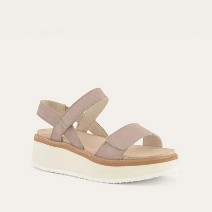 Sandálias ergonómicas com fecho de velcro